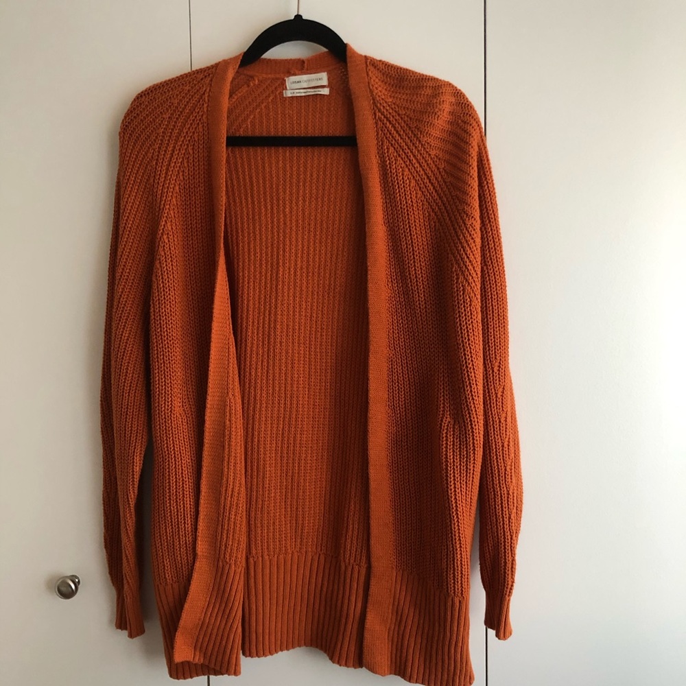 Knitted cardigan